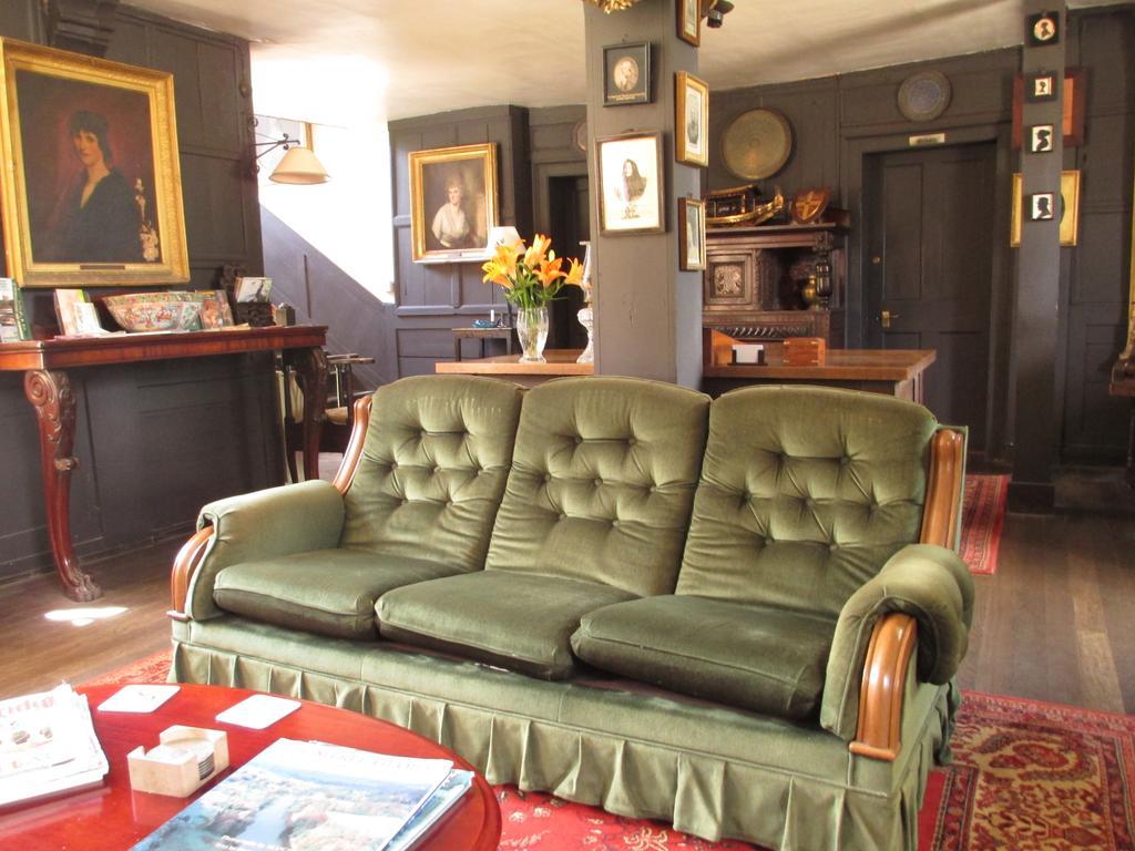 Bed and Breakfast Old Manor House Shepperton Exterior foto