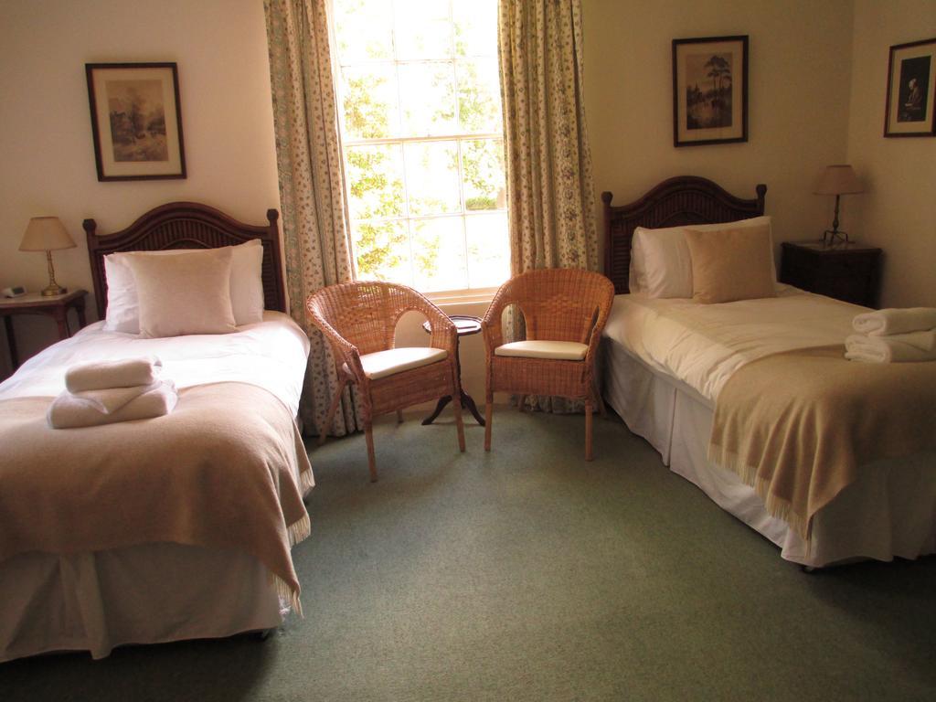 Bed and Breakfast Old Manor House Shepperton Zimmer foto